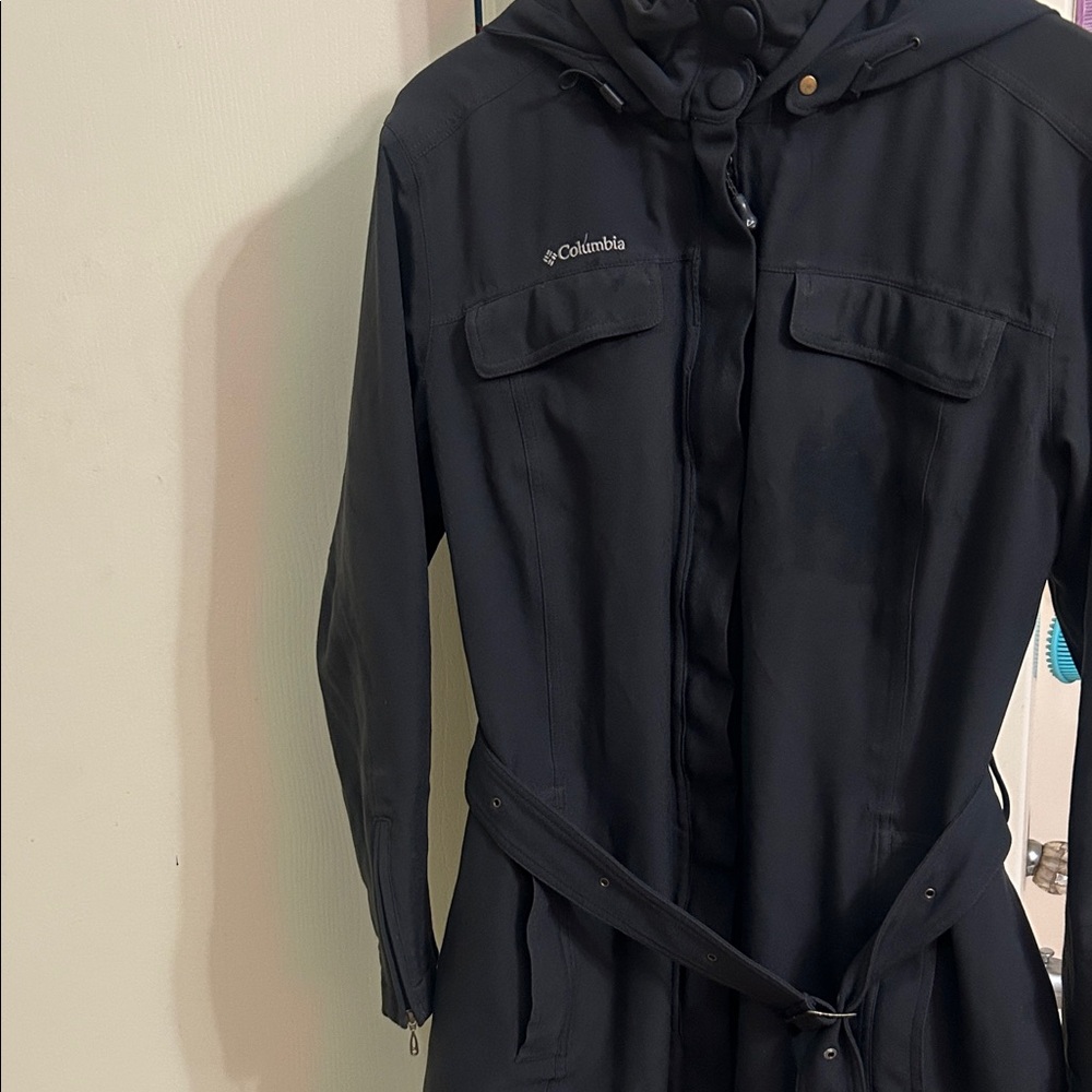 Columbia Titanium Black Jacket with Hood